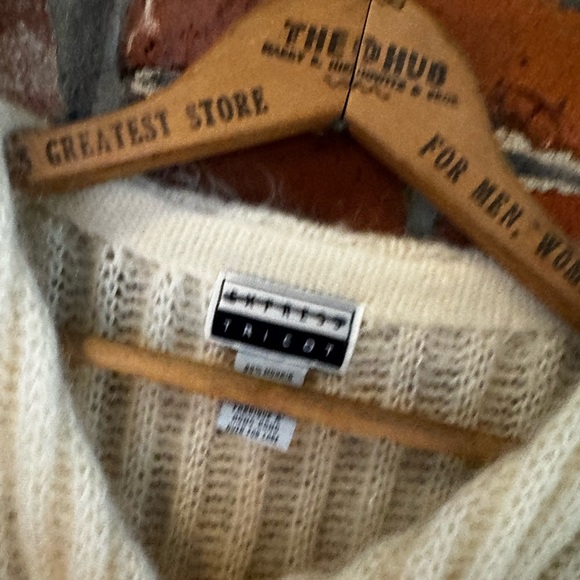 Vintage Mohair Cozy Cream Knit Cardigan - Picture 4 of 7